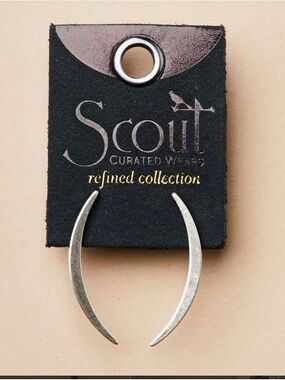 NWTScout Curated Wears Refined Collection Silver Gibbous Slice/Crescent Earrings